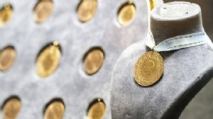 Altın hızla yükseliyor: 5 haftanın zirvesinde