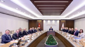 Ankara'da çifte 'İzmir' zirvesi: Masada 'dönüşüm', 'Körfez' ve ulaşım!