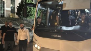 Antalya'da belediyeye operasyonda 5 tutuklama!