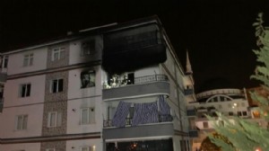 Apartman dairesinde korkutan patlama!