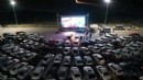 İzmir'de ücretsiz arabada film keyfi
