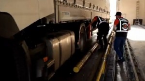 Arif Kocabıyık TIR dorsesinin altında yakalandı!