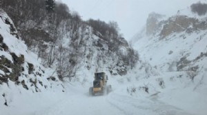 Artvin'de çığ: Mahsur kalanlar var!