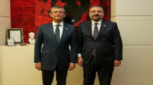 Aslanoğlu'ndan Ankara'da 'Özel' ziyaret