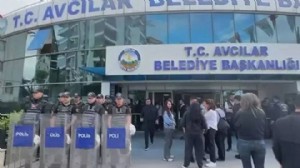 Avcılar Belediyesi'ne operasyon: 13 gözaltı