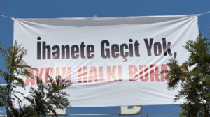 Aydın’da Özlem Çerçioğlu'na tepki pankartları