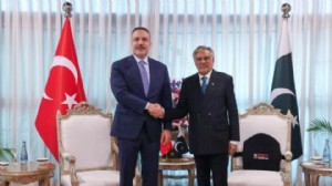 Bakan Fidan, Pakistanlı mevkidaşı ile bir araya geldi