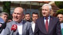 Bakan, Kemalpaşa Belediyesi önünde konuştu: Operasyonluk bir durum yok!