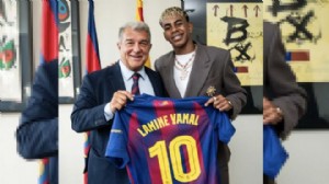Barcelona'nın yeni 10 numarası Lamine Yamal!