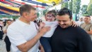 Başkan Tugay 94. İEF’de çocukları misafir etti