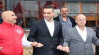 Başkan Yıldız emekçilerle omuz omuza
