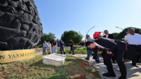 Bayraklı'da Madımak anması