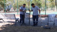 Bayraklı'nın parkları yenileniyor