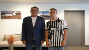 Beklenen transfer resmen açıklandı!