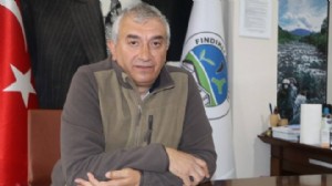 Belediye başkanına yumruklu saldırı!