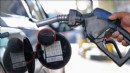 Benzine gece yarısı zam bekleniyor!