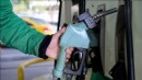 Benzine indirim geliyor: İzmir'de yeni fiyat belli oldu