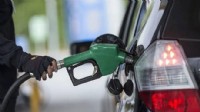 Benzine indirim geliyor: Tabelaya yansımayabilir