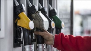 Benzine zam geldi: İşte yeni tarife!