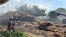 Besi çiftliğinde yangın:100 balya saman küle döndü