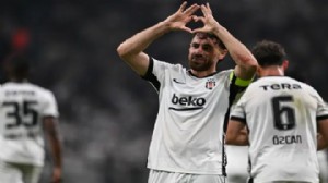 Beşiktaş Marsilya'yı yendi, Avrupa'ya 3 puanla başladı