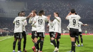 Beşiktaş farklı kazanarak turladı!