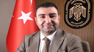Bisikletten düşen özel kalem müdürü öldü