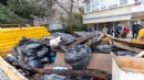 Bostanlı'da çöp ev: 3 ton atık çıktı!