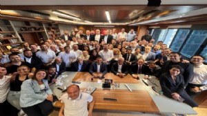 CHP, İstanbul İl Başkanlığı'nın adresini değiştirdi