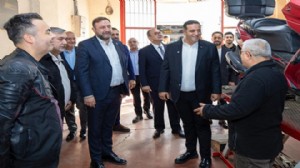 CHP İzmir'den Narlıdere'de esnaf mesaisi