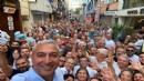 CHP Karşıyaka'da miting gibi toplu istifa: Güçlü’den bank üstünde tarihi açıklama