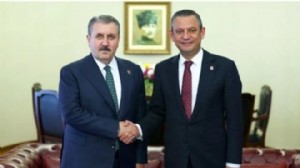 CHP Lideri Özel, Mustafa Destici'yi ağırladı