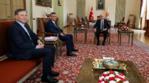 Özgür Özel, Numan Kurtulmuş ile görüştü