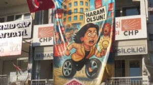 CHP binasına Çerçioğlu pankartı asıldı: Haram olsun!