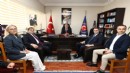 CHP'den İzmir'de sendikalara ziyaret ve ortak mücadele mesajı