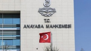 CHP kurultayı davası: Mahkeme, AYM'ye başvurdu