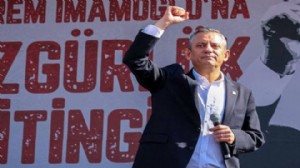 CHP lideri Özel: 'CHP, kolay lokma değildir'