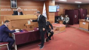 CHP'nin adayı seçilmişti: Bayrampaşa'da seçim iptal edildi!