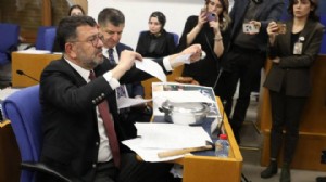 CHP sözcüsü olmadan komisyon toplantısı