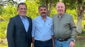 CHP’li Belediye Başkanı, Zafer Partisi’ne katıldı