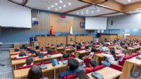 Çocuklar İzmir’in yönetiminde söz sahibi