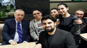 Cumhurbaşkanı Erdoğan'dan kafe sürprizi