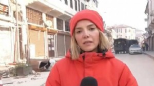 Cumhuriyet muhabiri Gülnur Saydam gözaltına alındı