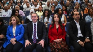 DEM Parti'de PM'ye yeni 33 üye seçildi.