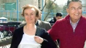 Deniz Baykal'ın eşi Olcay Baykal yaşamını yitirdi