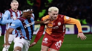 Derbide 3 gol: Süper Lig'de zirve yarışı kızıştı