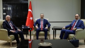 Dışişleri Bakanlığı'nda üçlü görüşme