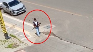 Diyarbakır'da okul önünde silah sesleri!
