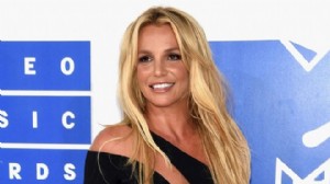 Dünyaca ünlü şarkıcı Britney Spears gözaltına alındı