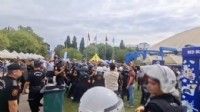 Ege Üniversitesi’nde polis müdahalesi: 27 gözaltı!